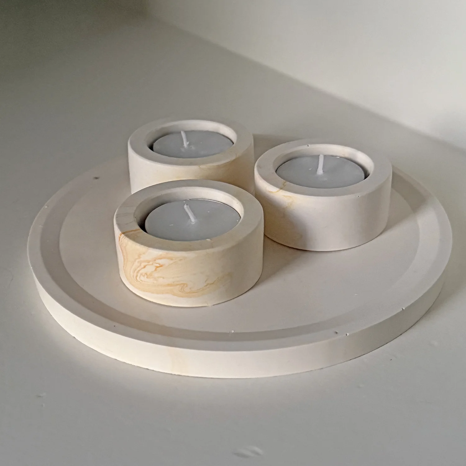 Trio Theelichtset (met bord) - Pure Stone - Afbeelding 3